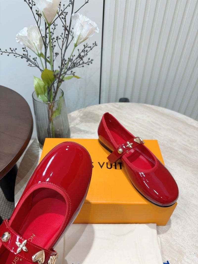 Louis Vuitton Flat Shoes